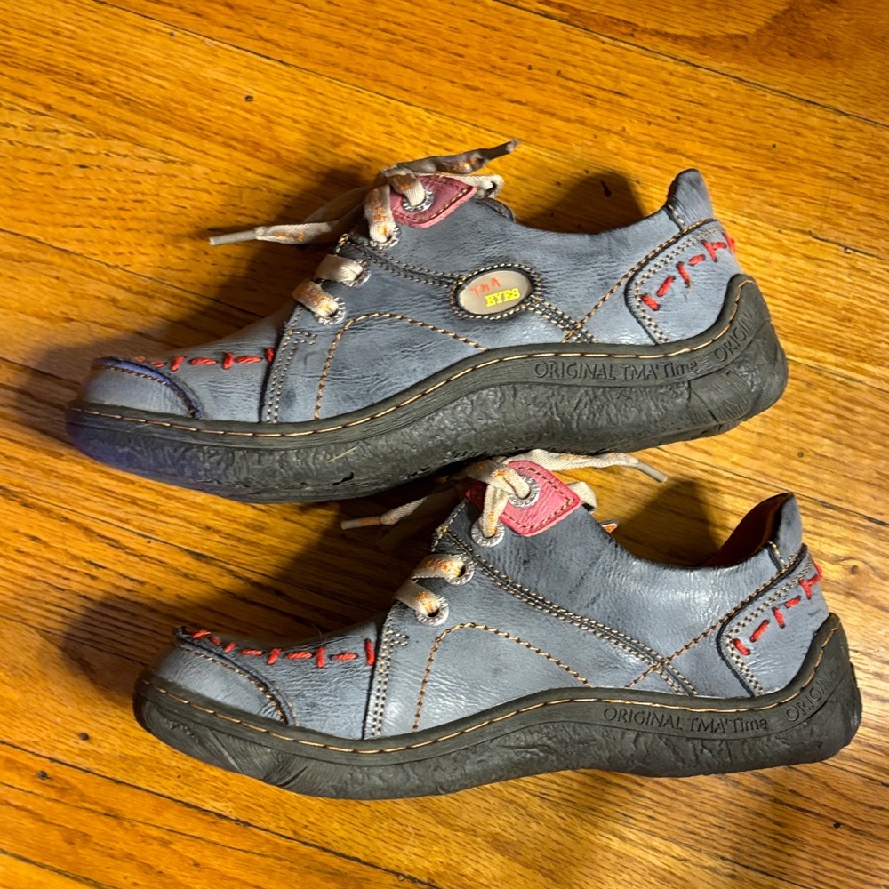 Women's Blue Sneakers with Red Stitching - Picture 3 of 3